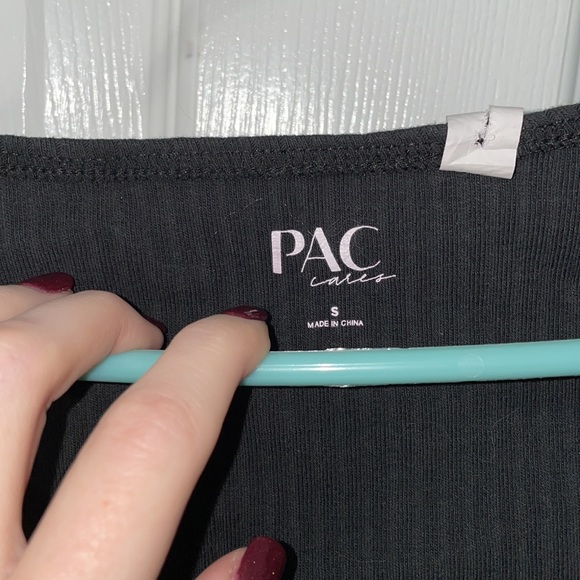 Pacsun Black Cropped Top. Size S! - Picture 3 of 3